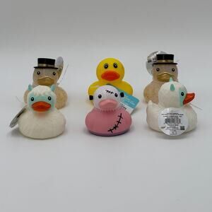 Target Bullseye 6pc Rubber Ducks‎ Assorted Yeti Top Hat Yellow Pink 2.5” NEW
